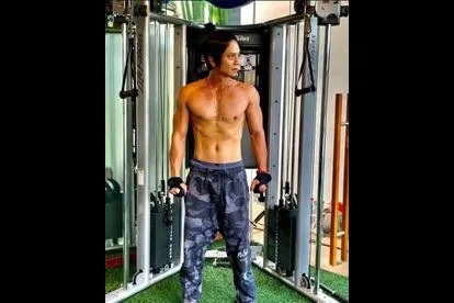 Coco Martin with his handsome brothers