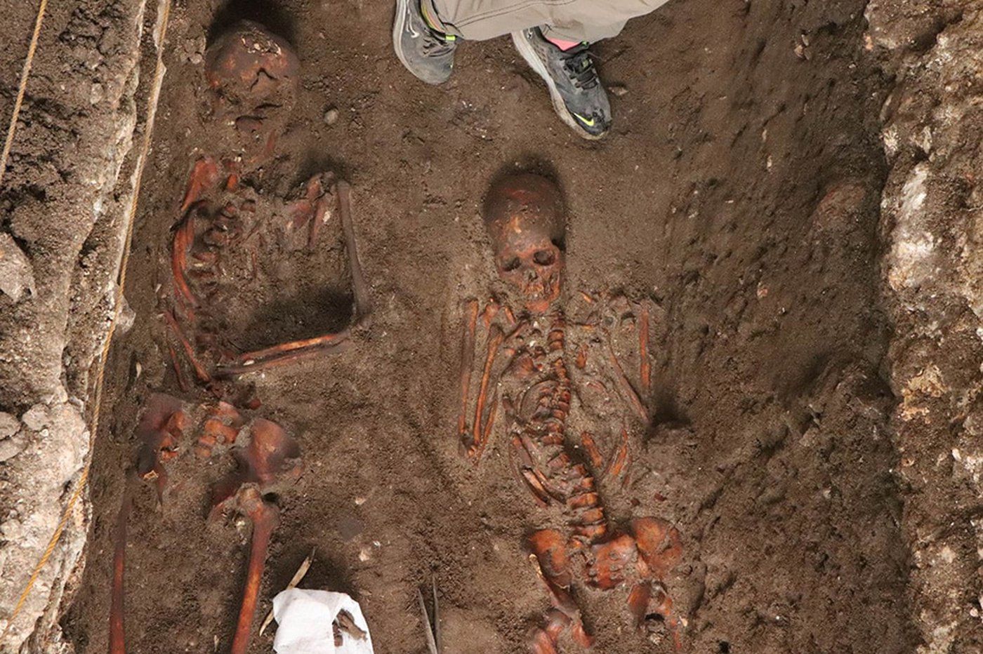 Archeologists find centuriesold human remains, artifacts in Cebu ABS