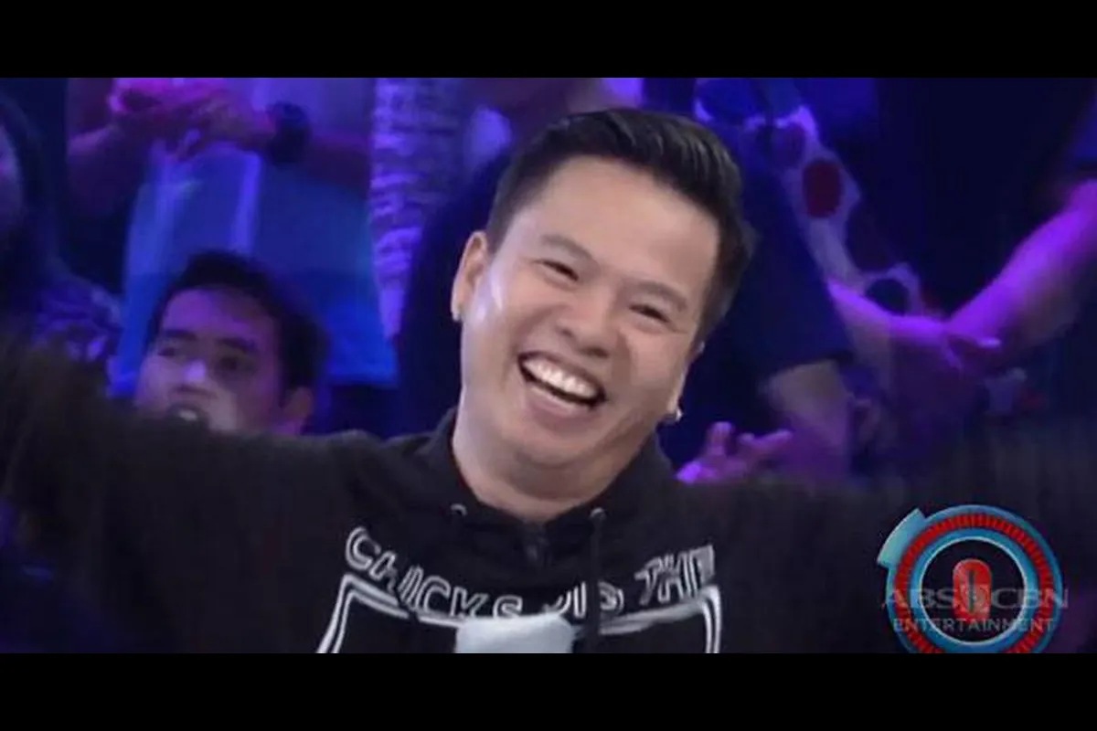 Minute To Win It: Jeffrey Tam is the Last Man Standing | Coffee Topper ...