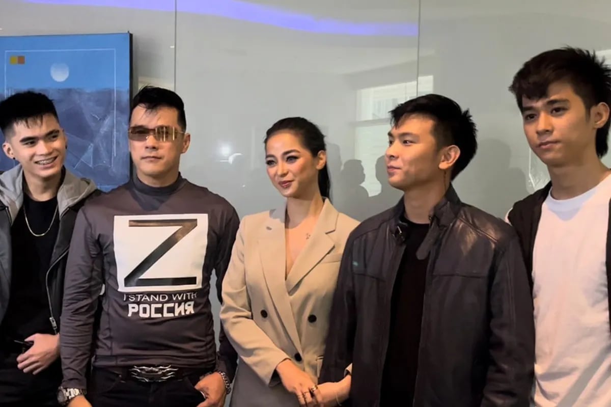 WATCH: AJ Raval makes first public appearance after pregnancy rumor ...