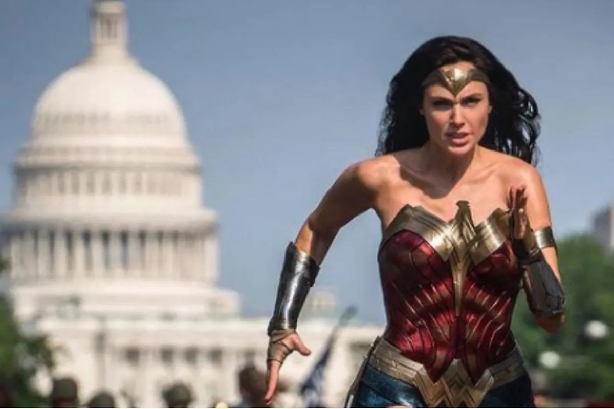 'Wonder Woman 1984' heading to HBO Max and theaters on Christmas Day(00)