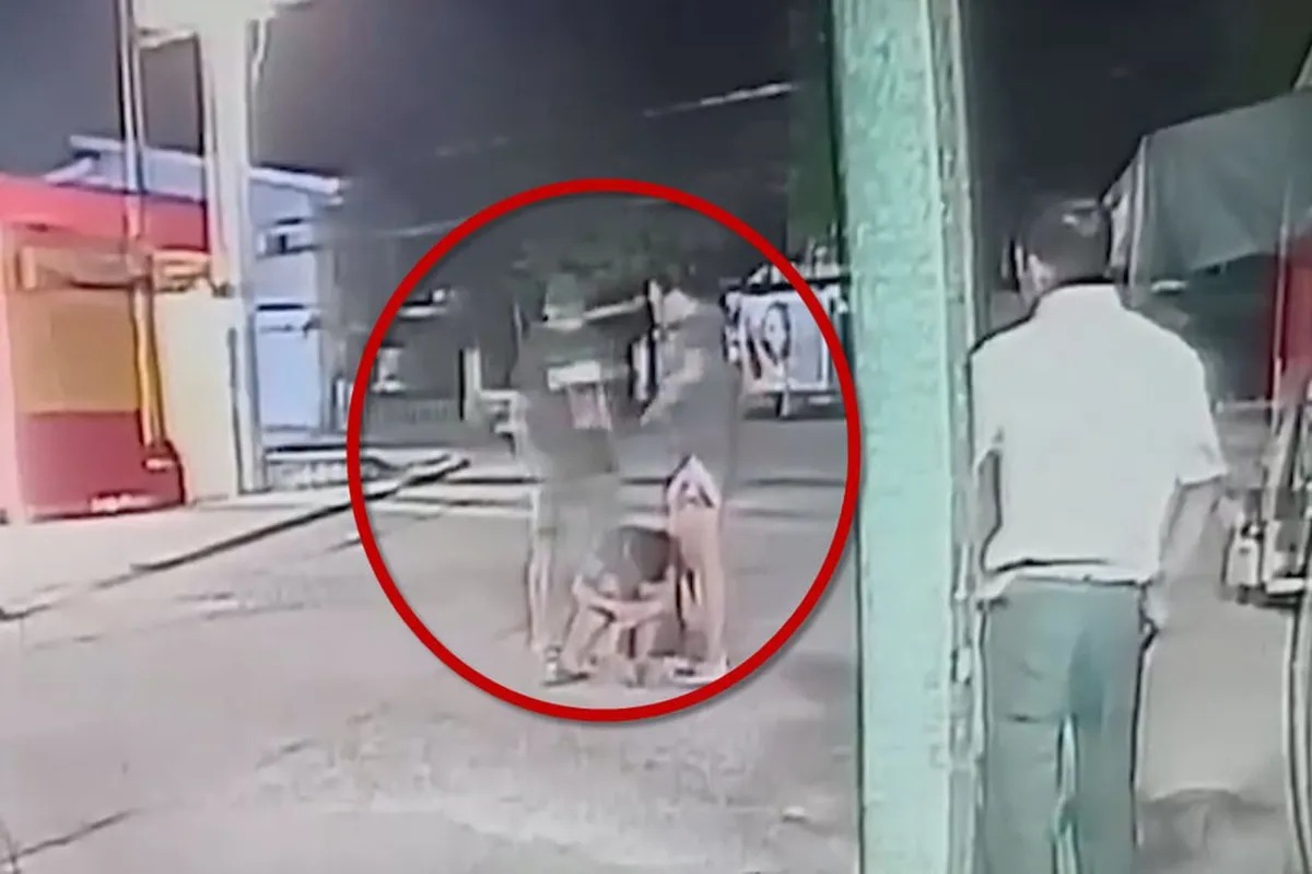 Lalaki ginulpi matapos pagbintangang nagnakaw ng relo na 'na-misplace ...