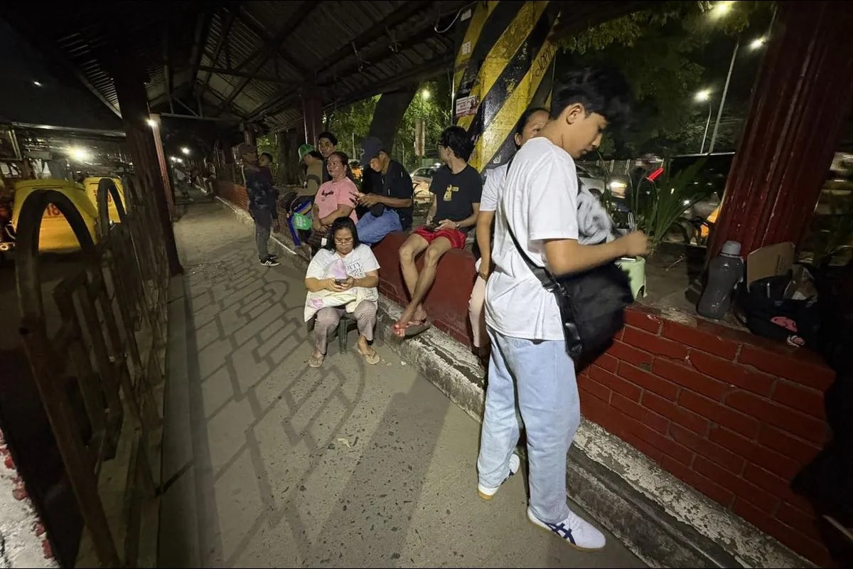 Fear drives some people to queue ahead for free anti rabies vaccine