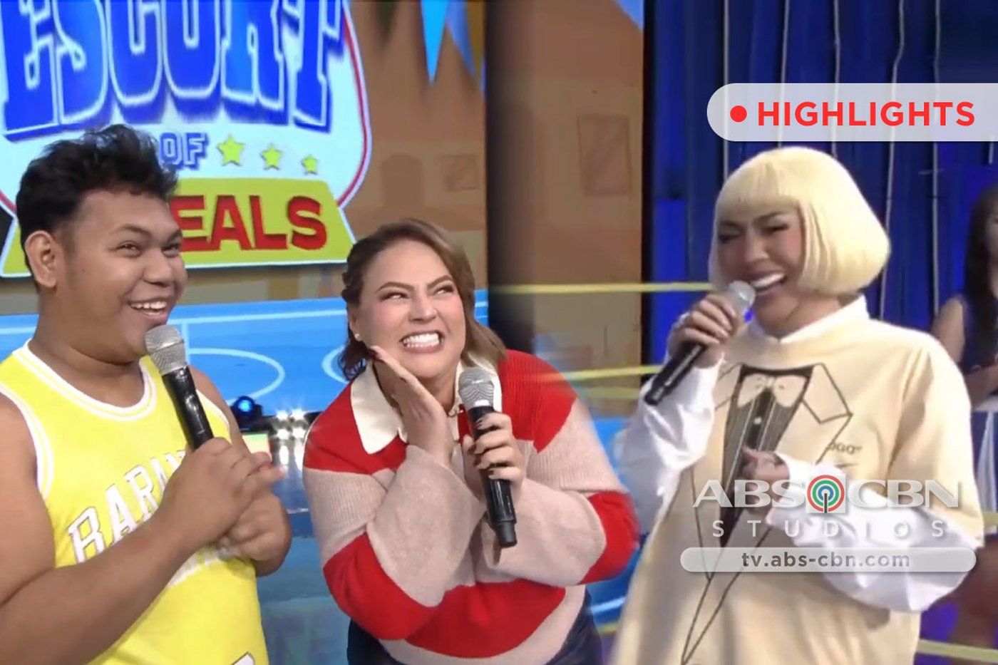 “Kiss mo si mommy!” Vice Ganda, itinabi si Karla Estrada kay escort Akhie | It’s Showtime