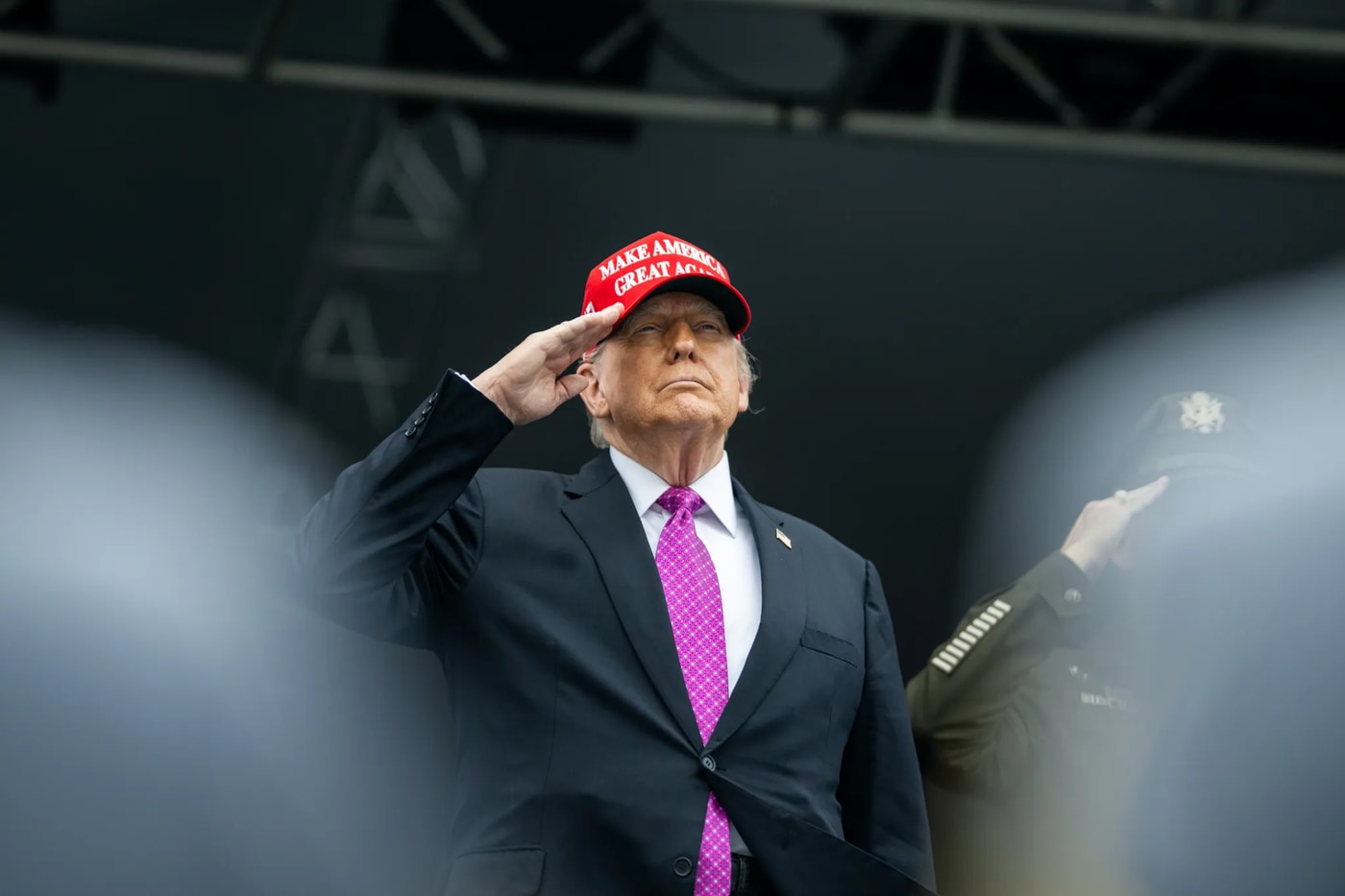 Trump orders firing of US official as cracks emerge in jobs market