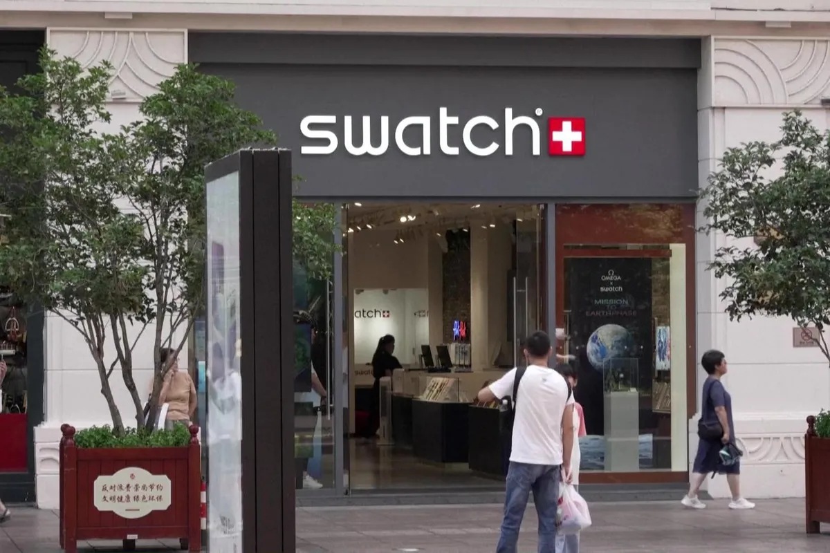 Swatch pulls 'slanted eye' ad after Chinese social media uproar ABS