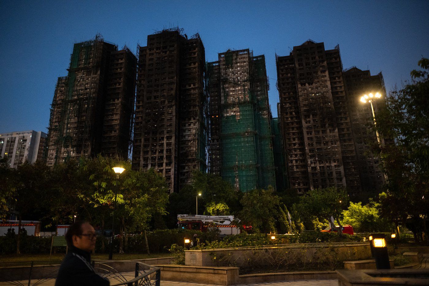 Hong Kong begins mourning period after fire kills at least 128