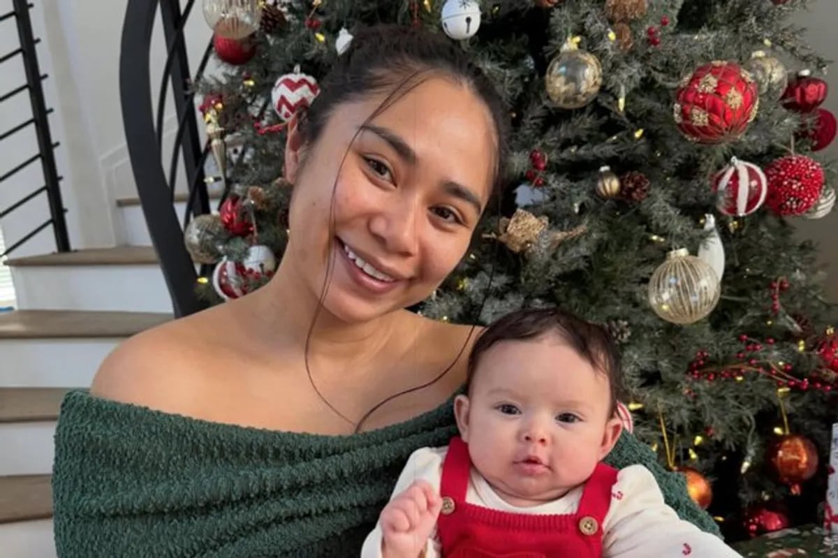 Jessica Sanchez celebrates her first Christmas as a mom ...
