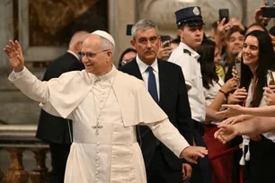 Pope speaks with Israeli, Ukrainian presidents, urging peace