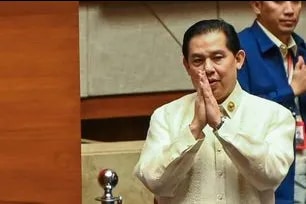 Speaker Martin Romualdez delivers his speech as he steps down from his post as Speaker of the House of Representatives on Wednesday, September 17, 2025. Maria Tan, ABS-CBN News/File