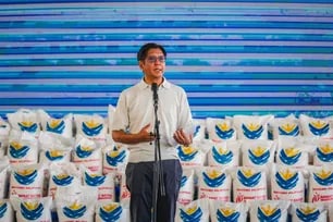 President Ferdinand R. Marcos Jr. leads the “Bawat Barangay Makikinabang” event at the General Trias Sports Park on May 4, 2026. Yummie Dingding, PPA Pool