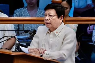 Sen. Rodante Marcoleta moves to place Sen. Ronald “Bato” Dela Rosa under Senate protective custody during the plenary session on Monday, May 11, 2026. Wendell Alinea,  Senate Social Media Unit