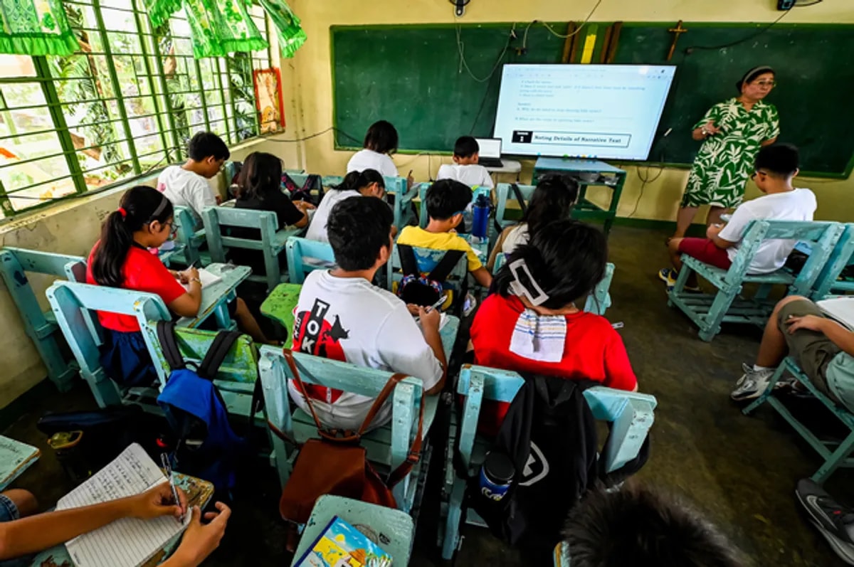 87% of Grade 11 students assessed are 'non-independent' readers — EDCOM 2