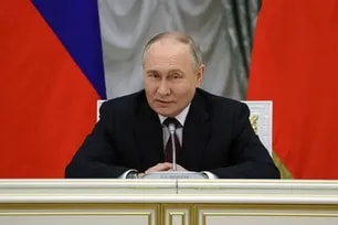 Putin says Russia, ASEAN pushing for 'just world order, sovereignty of states'