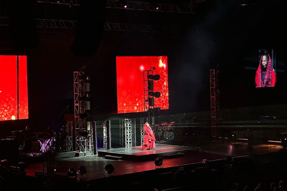 Janet Jackson performs in her ‘Together Again’ concert at the Araneta Coliseum. Photo from the Facebook page of Araneta Coliseum