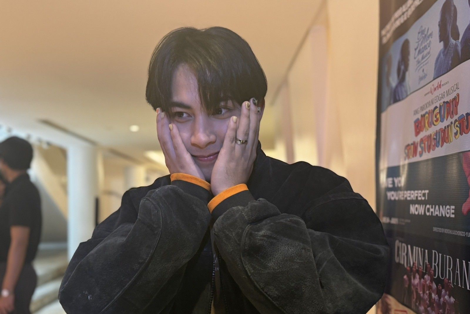 Maki xúc động sau khi đứng đầu bảng xếp hạng Billboard PH Hot 100 đầu tiên | ABS-CBN Entertainment