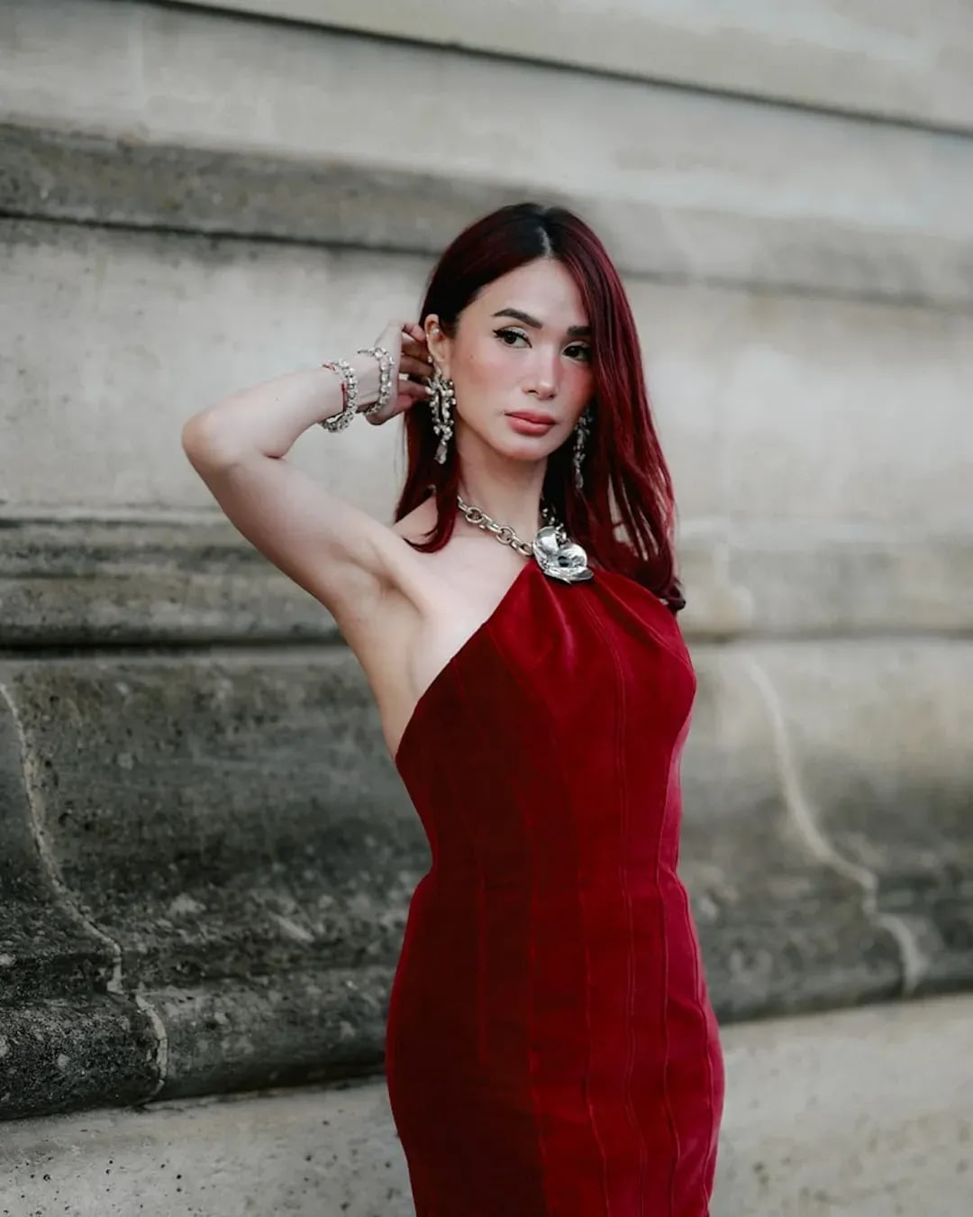 heart evangelista red dress Heart Evangelista added a new photo