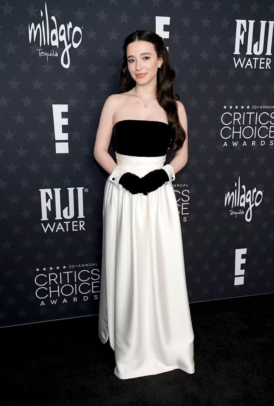 Mikey Madison Is Hollywood's Newest Fashion DarlingHere Are All Of Her  Best Looks This Season | ABS-CBN Metro.Style