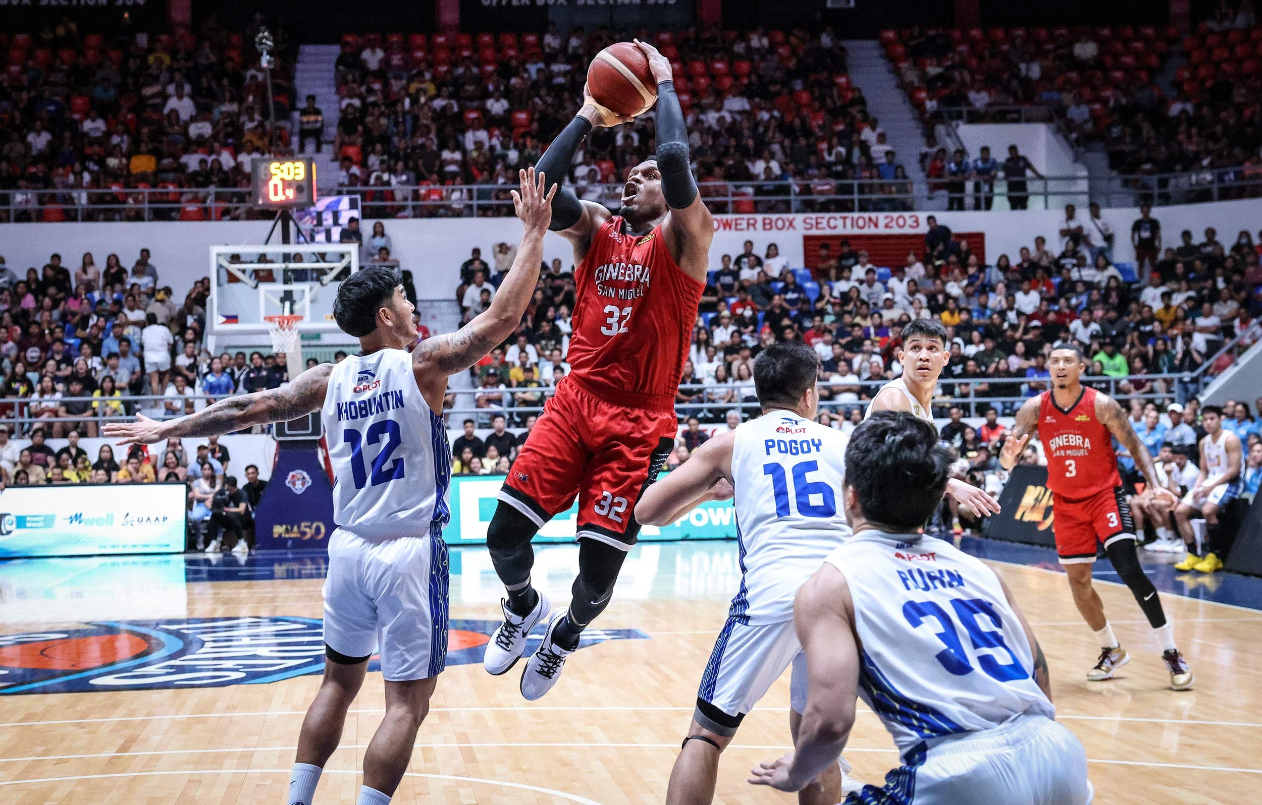 PBA: Here's how Tim Cone described Justin Brownlee's thumb injury | ABS-CBN Sports