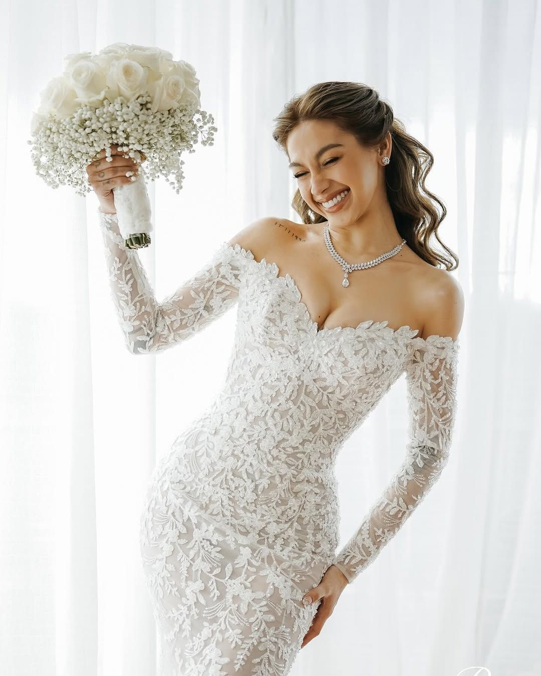 hailee steinfeld wedding dress designer Newlywed Hailee Steinfeld and Her Modern, Immaculate, and Romantic Bridal  Couture Looks