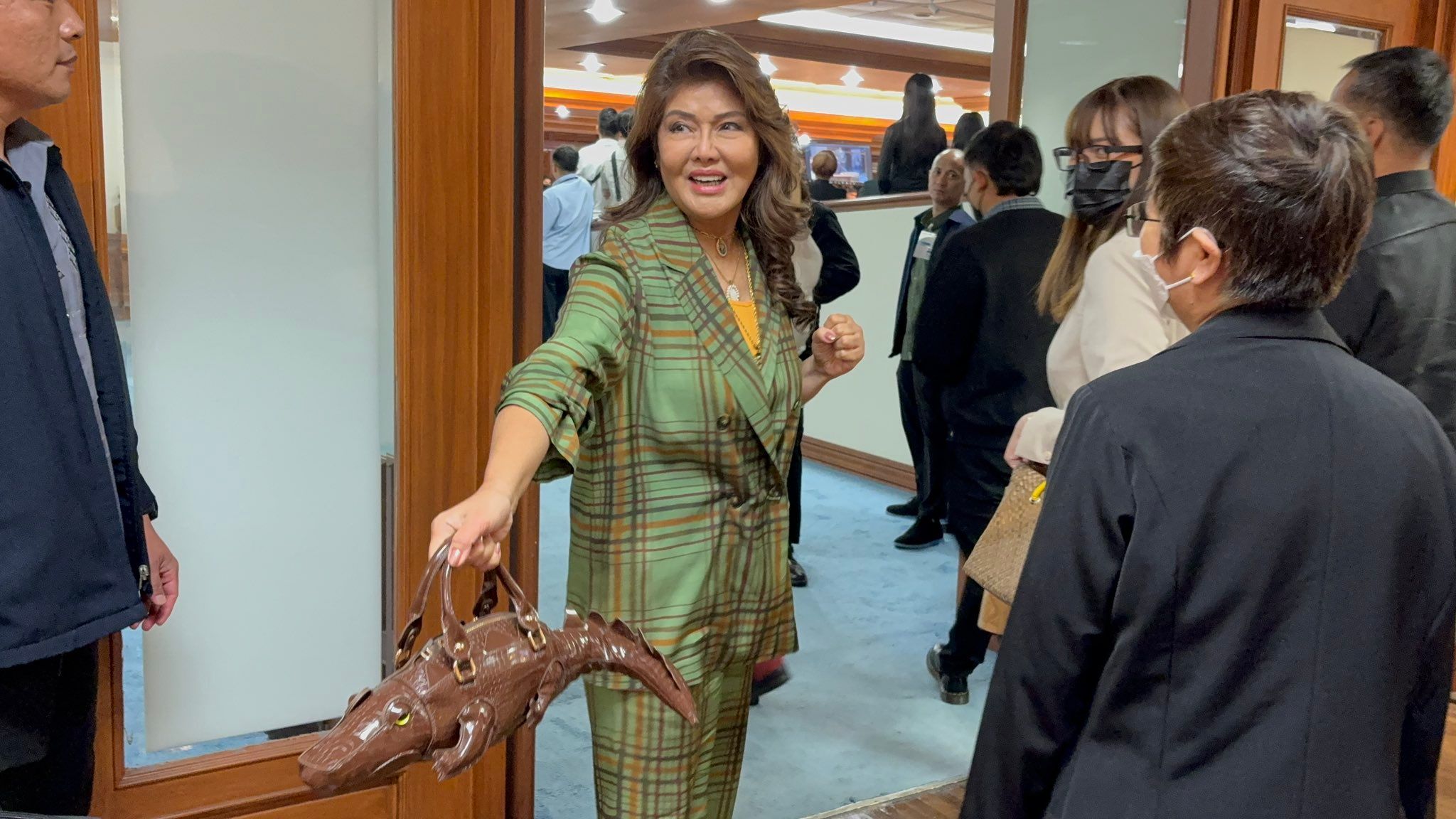 Steal her look: Imee Marcos reveals where she got her viral  crocodile-shaped bag | ABS-CBN Lifestyle