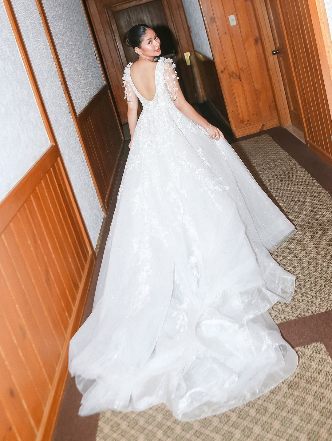 loisa's wedding dress designer Loisa Andalio Wore a Dreamy Wedding Gown by This Spanish Bridal Brand