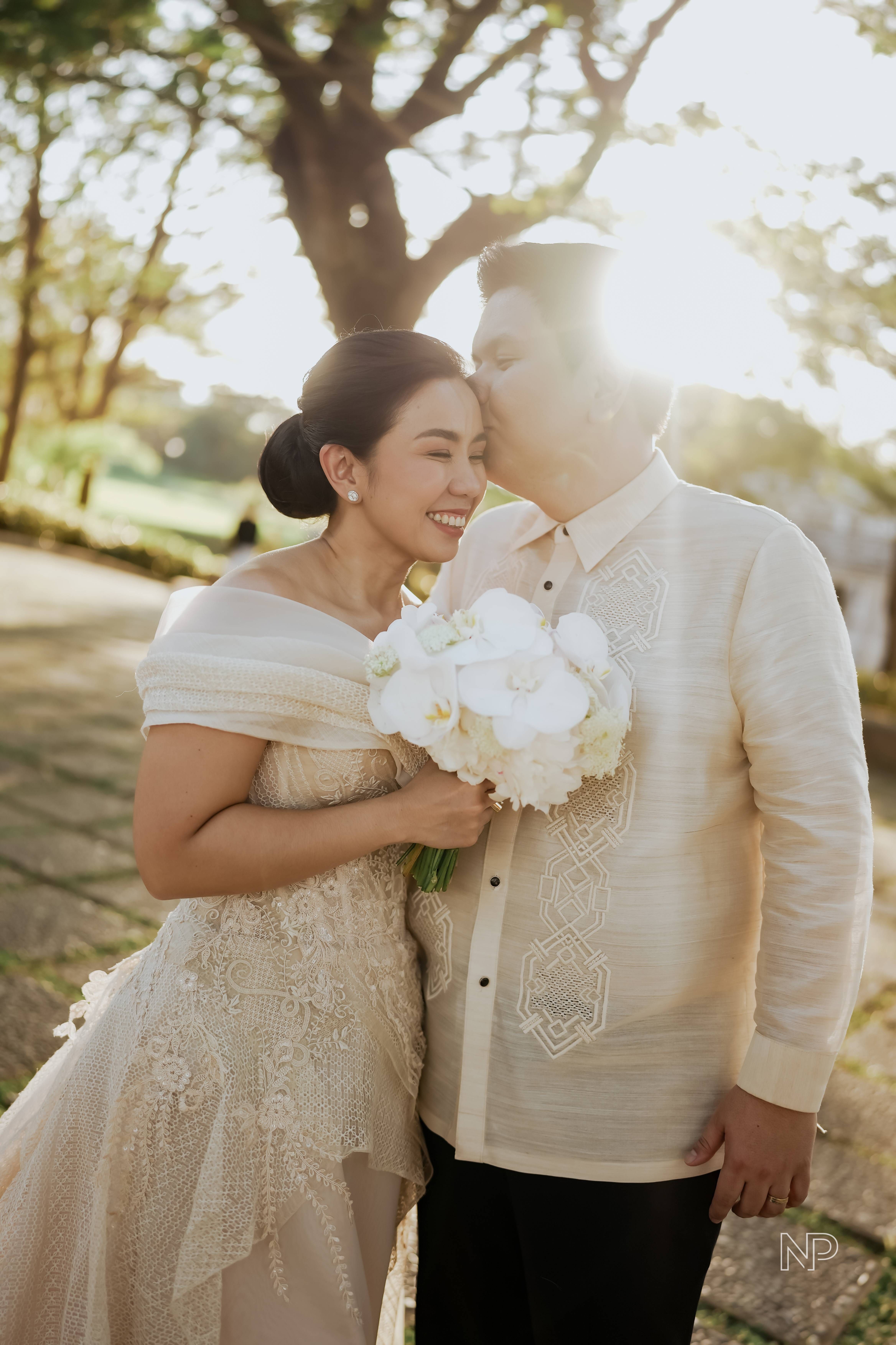 Scenes From Ronnie Alonte and Loisa Andalio's Surprise Wedding | ABS-CBN  Metro.Style, image size:4672x7008